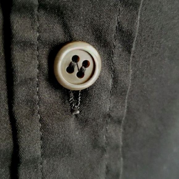 PRADA basic black button up sleeveless shirt - Picture 4 of 10